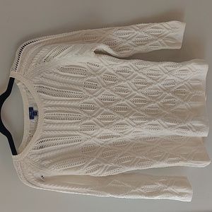 Delicate knit white crew neck sweater